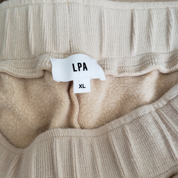 Revolve LPA Devin Sweatpants in Biege Color size XL - Picture 8 of 11